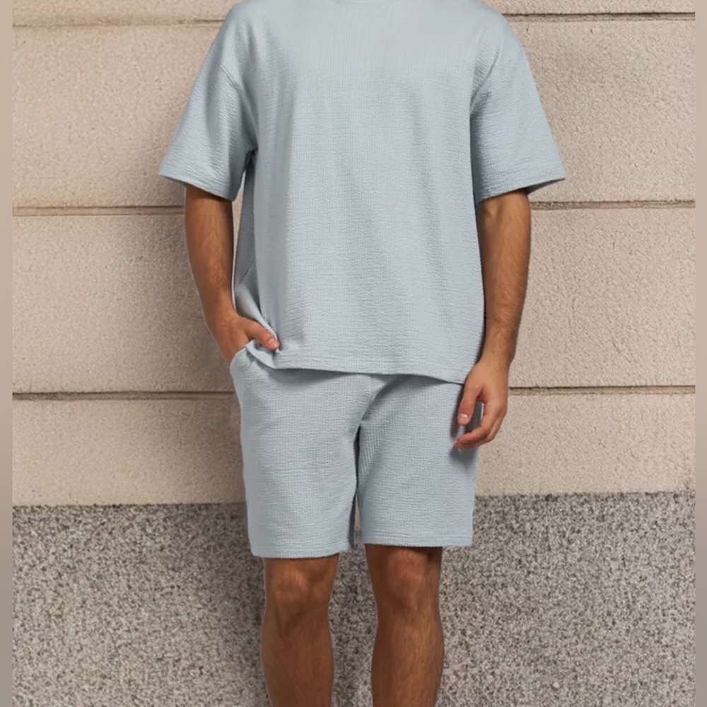 NWT $85 onia Pull on Seersucker Blue Short M - Picture 1 of 11